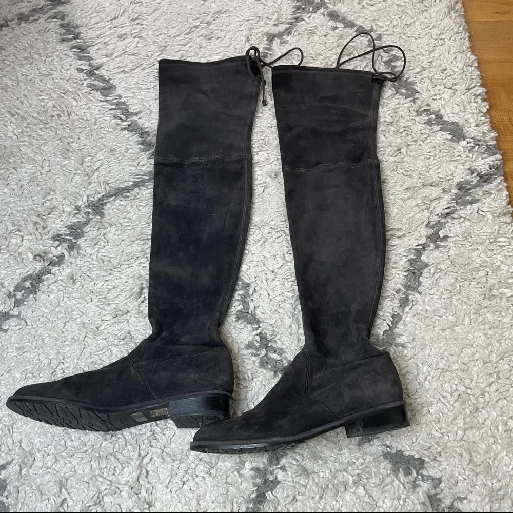 Stuart Weitzman classic stuart